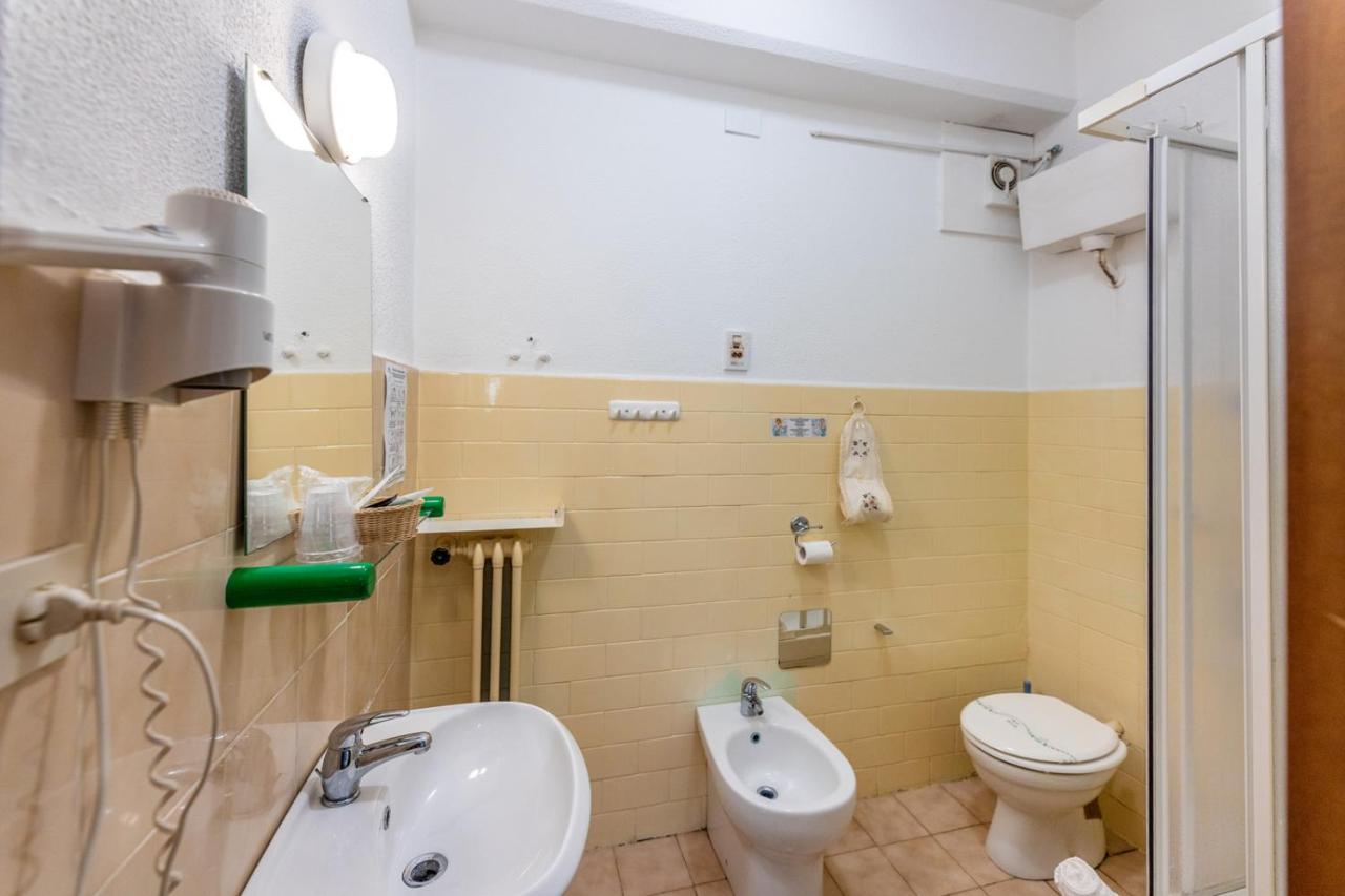 B&B Oasi Finale Ligure Extérieur photo